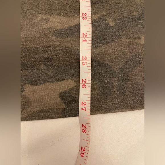 Misia Curvy size 1X tiger camo shirt - Picture 10 of 10